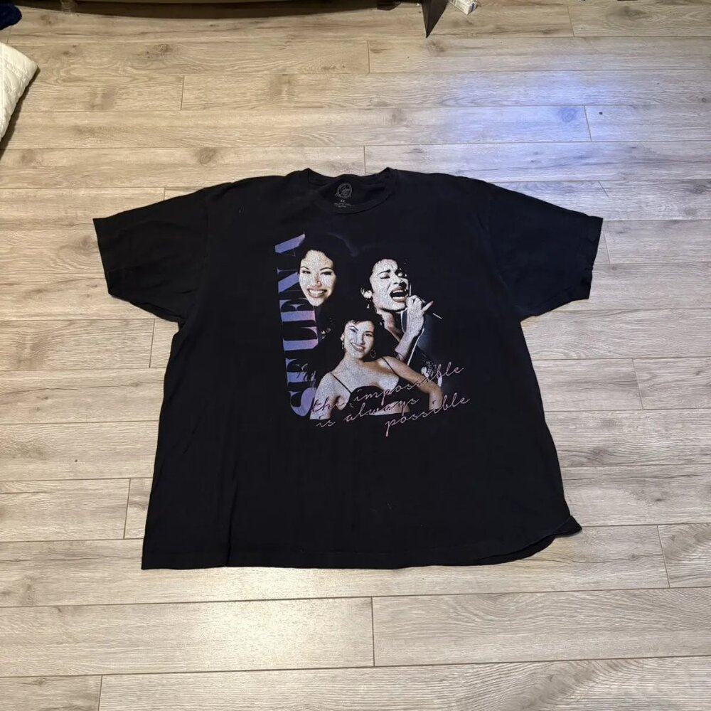 selene black oversized graphic tee